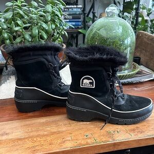 Sorel Black Winter & Rain Boots